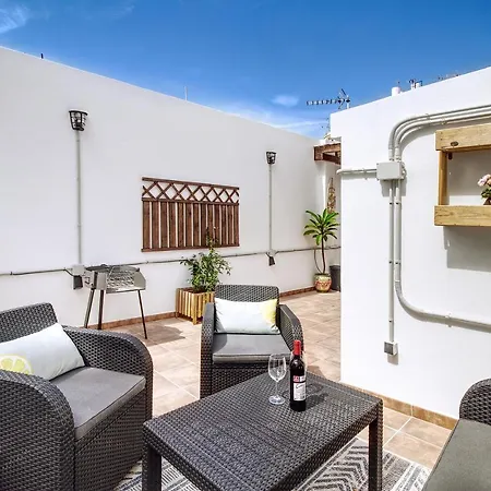 Апартаменты Barcelo 21, Parking On Request, Atico With Terrace & With Patio, Center, Breakfast Included, Quite Neighborhood, Bc *
